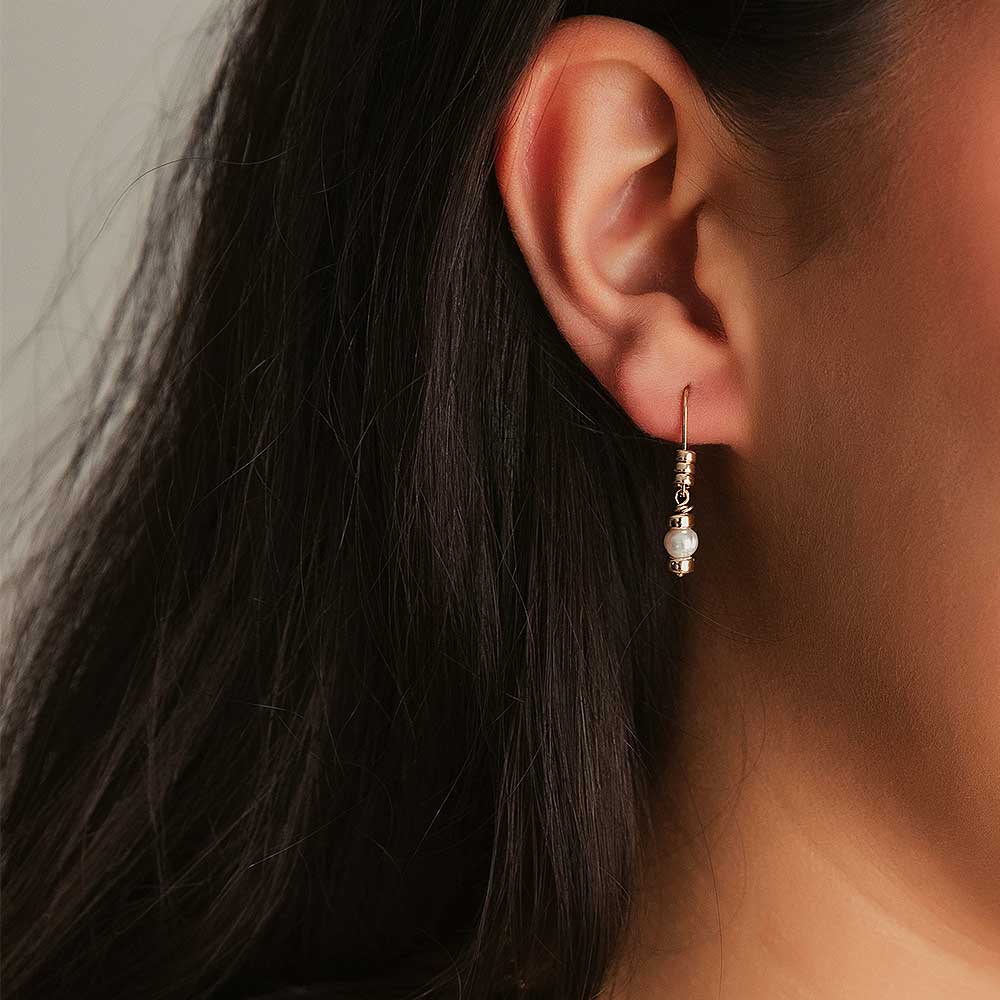strut jewelry comfort white pearl drop earrings