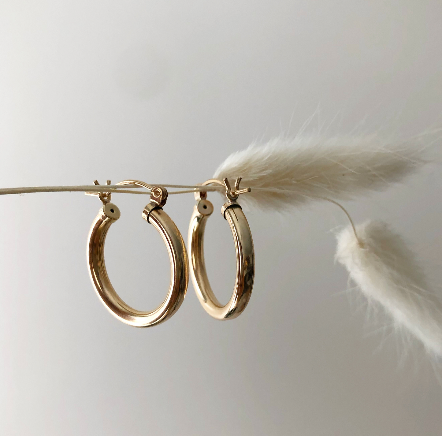 strut jewelry thick hoops 14k gold fill