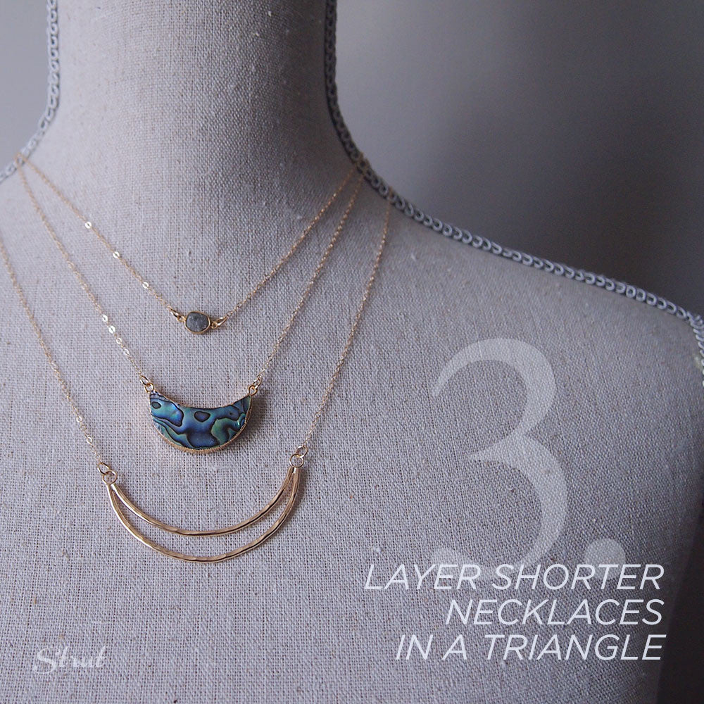4 Easy Ways to Layer Necklaces like a Stylist