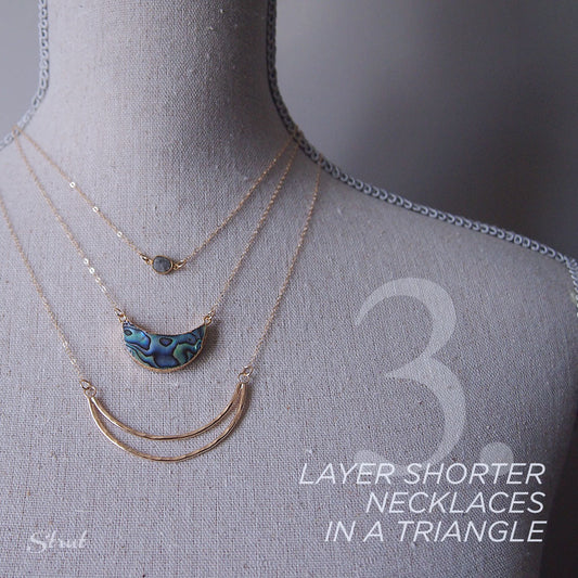 4 Easy Ways to Layer Necklaces like a Stylist