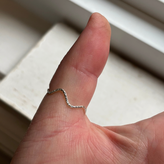 CLEARANCE Silver Wavy Ring - Size 9.25